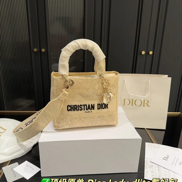 Dior ディオール Lady D-Lite レディディオールバッグ トップクオリティ 23×20cm