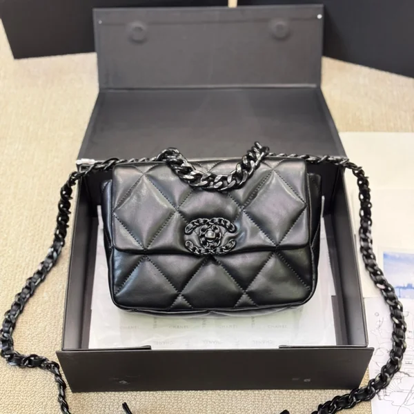 シャネル19ミニバッグ,ゴートスキン菱格フラップバッグ,3WAYチェーンショルダー,Jennie&宋雨琦&ミニー愛用バッグ
