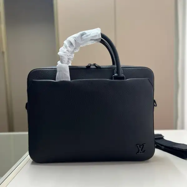 LVメンズブリーフケース,斜め掛け＆手提げ対応,大容量書類PC収納可能,ビジネスバッグ