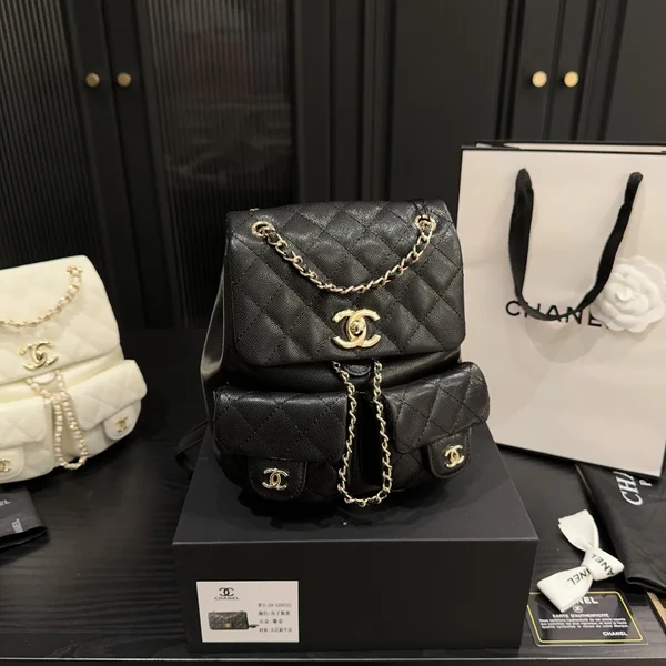 Chanel シャネル Duma バックパック ブラック キャビアスキン レディース 20×20cm