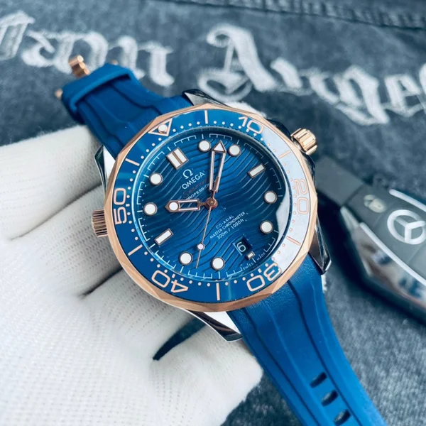 Omega オメガ シーマスター300シリーズ メンズ腕時計 42mm 自動巻き 316ステンレス イタリア製ラバーベルト選択可